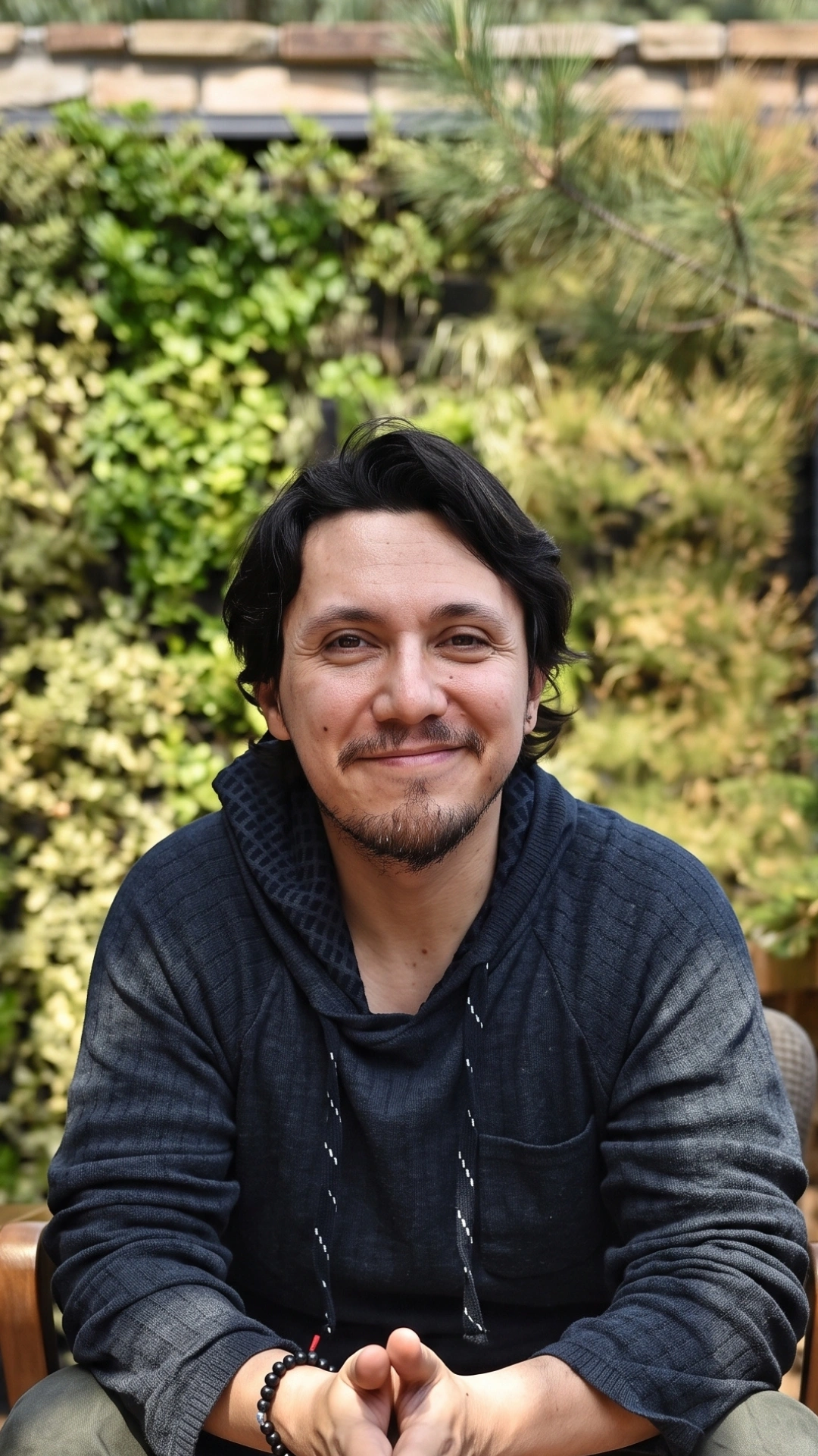 Burak Aksak — Senarist · Yönetmen · Yazar · Kirpi Yapım